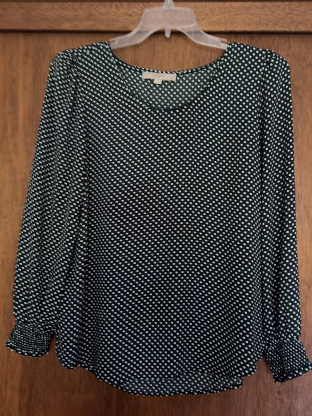 Women's Kelly Green & White Polka Dot Long-Sleeve Blouse